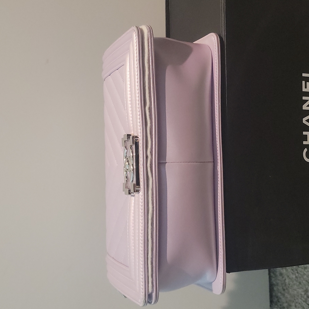 Chanel Flapbag - Picture 3 of 8